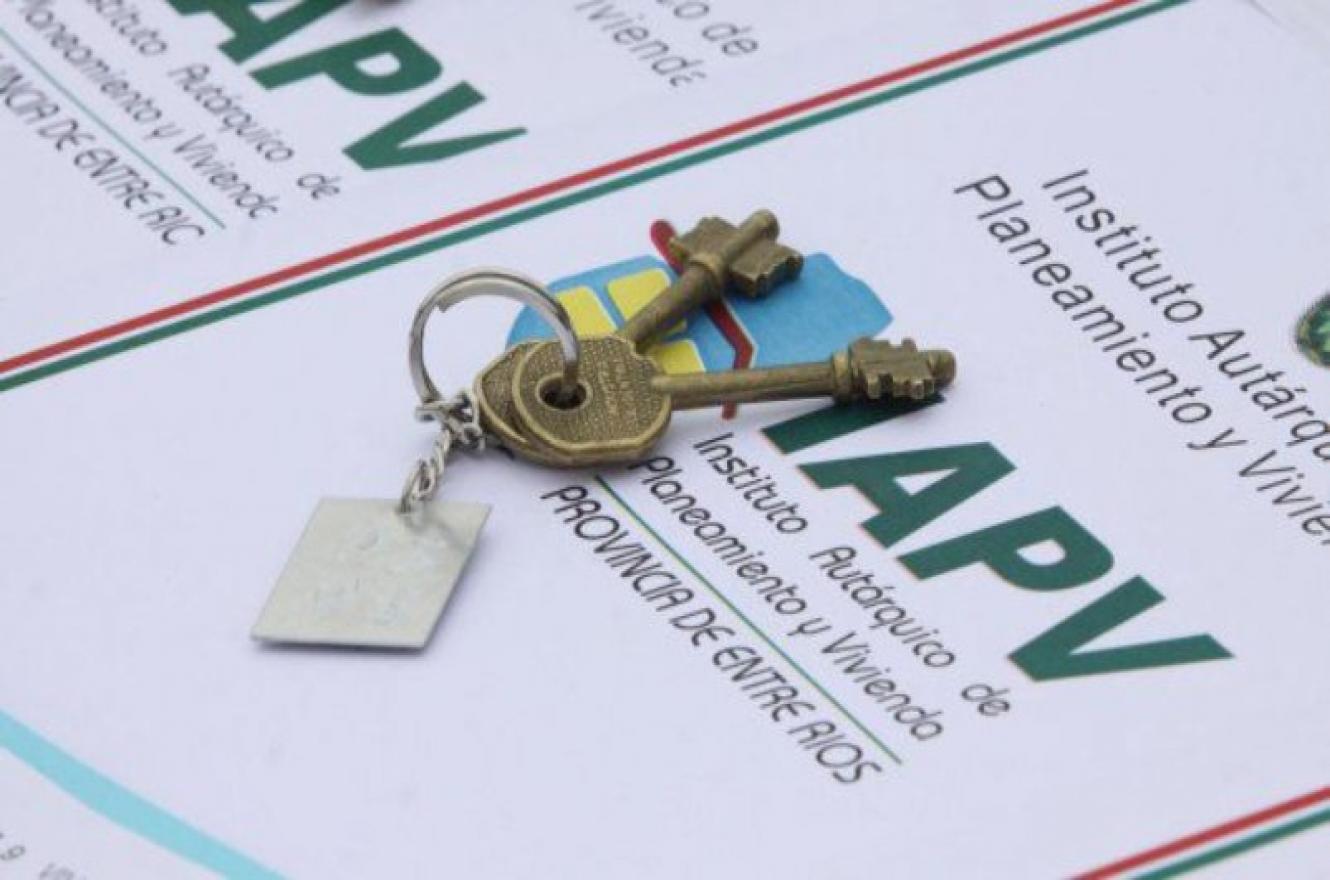 IAPV entrega viviendas llaves