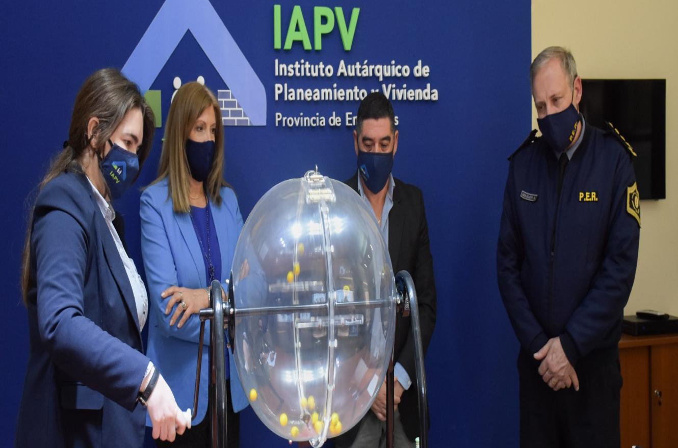 IAPV sorteo viviendas policías Colón