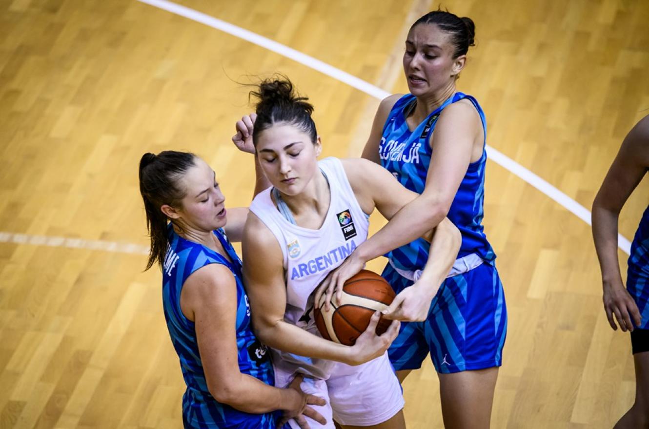 Básquet: con la entrerriana Cergneux, Argentina cayó con Eslovenia en el Mundial U17