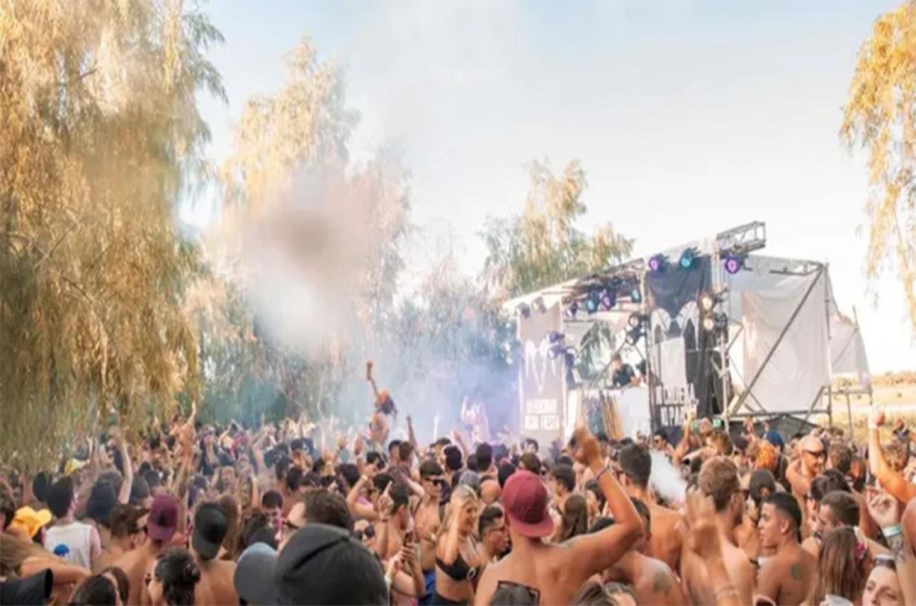 Una productora de eventos vende las entradas para una fiesta electrónica a 11 mil pesos en un predio que está regulado como área natural protegida en los humedales de las islas entrerrianas de Victoria.