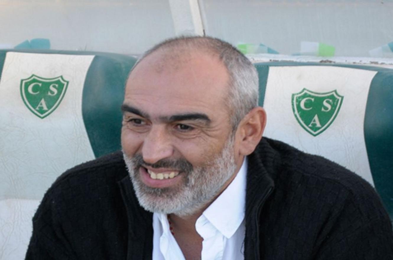 Delfino y Coleoni encabezan la lista de candidatos por el puesto de DT en Patronato