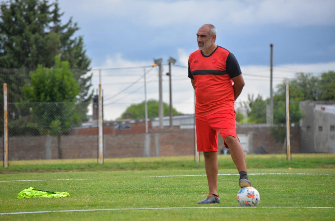 En Patronato se perfilan dos equipos para la primera jornada de amistosos