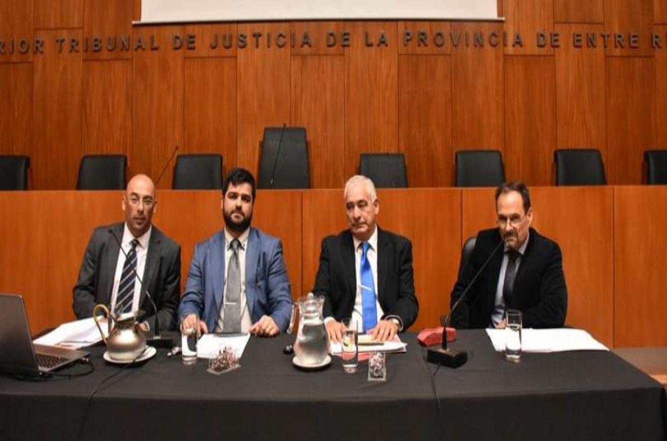 García valoró el sistema penal y Benítez pidió fortalecer al Ministerio de la Defensa