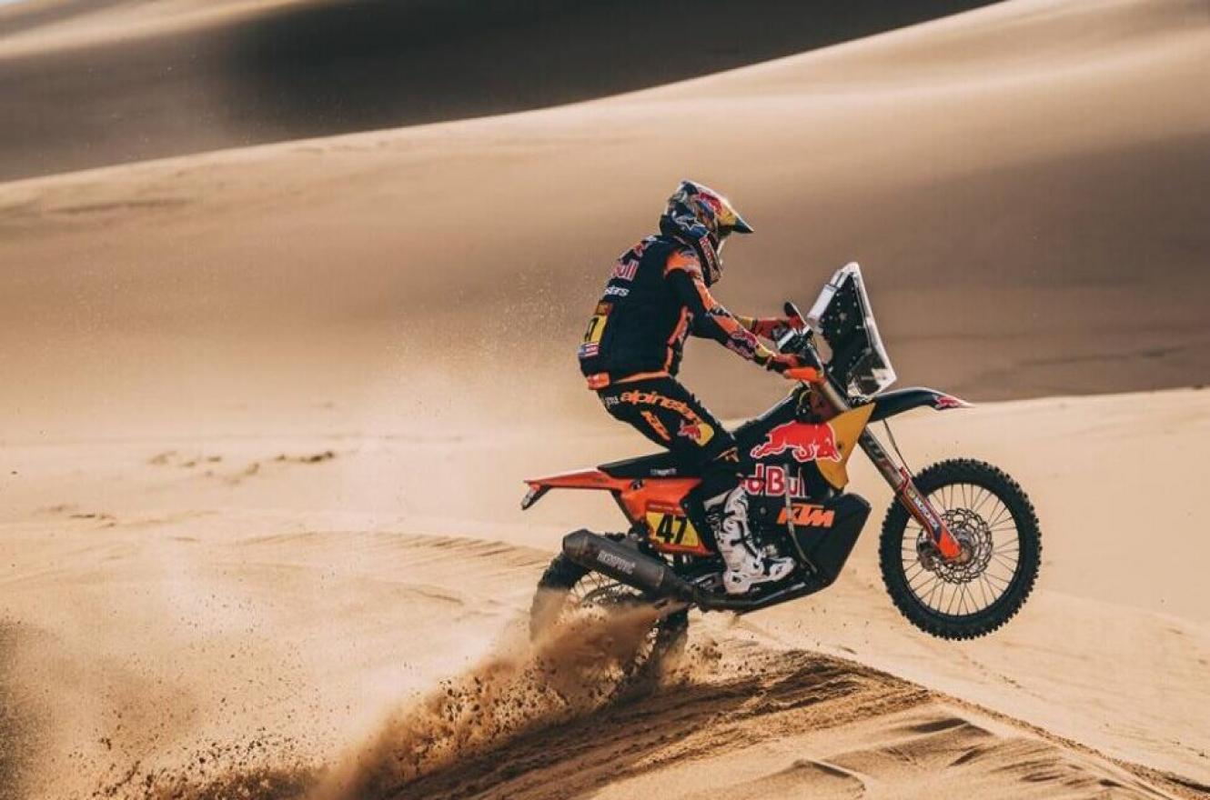 Kevin Benavides es nuevo líder de motos en el Rally Dakar 2023