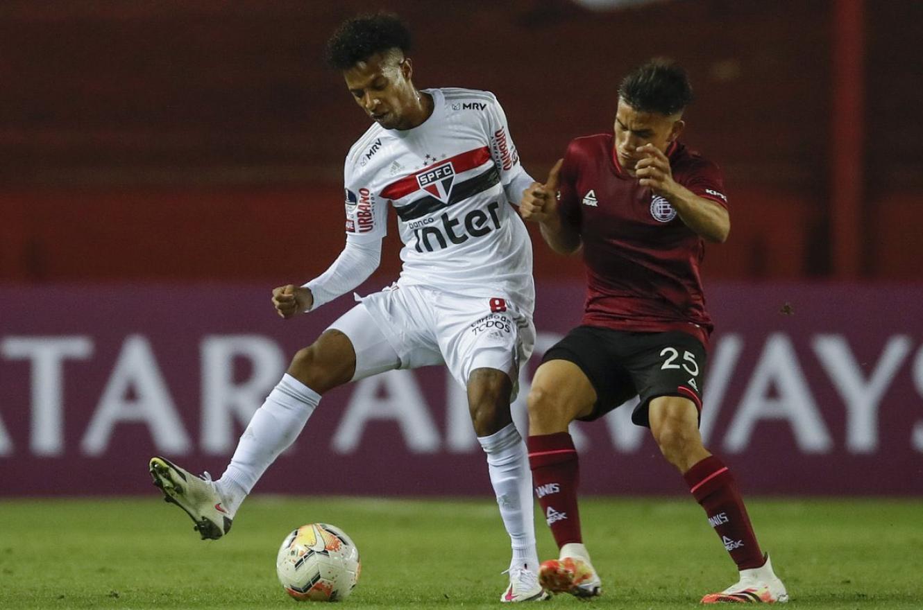 Copa Sudamericana: sobre la hora, Lanús le ganó un vibrante partido a San Pablo