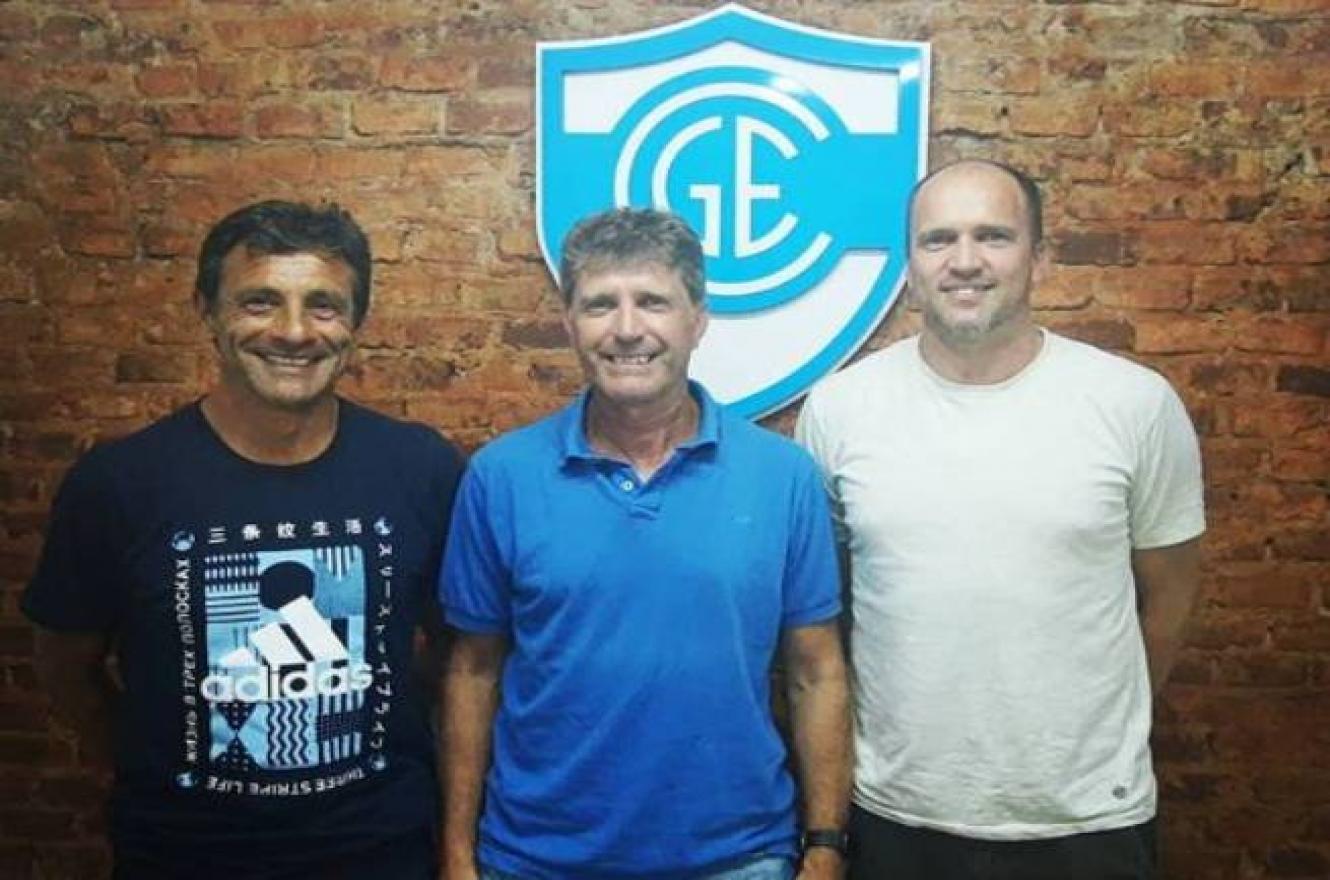 El “Lobo” entrerriano anunció la llegada de Hernán Orcellet como entrenador