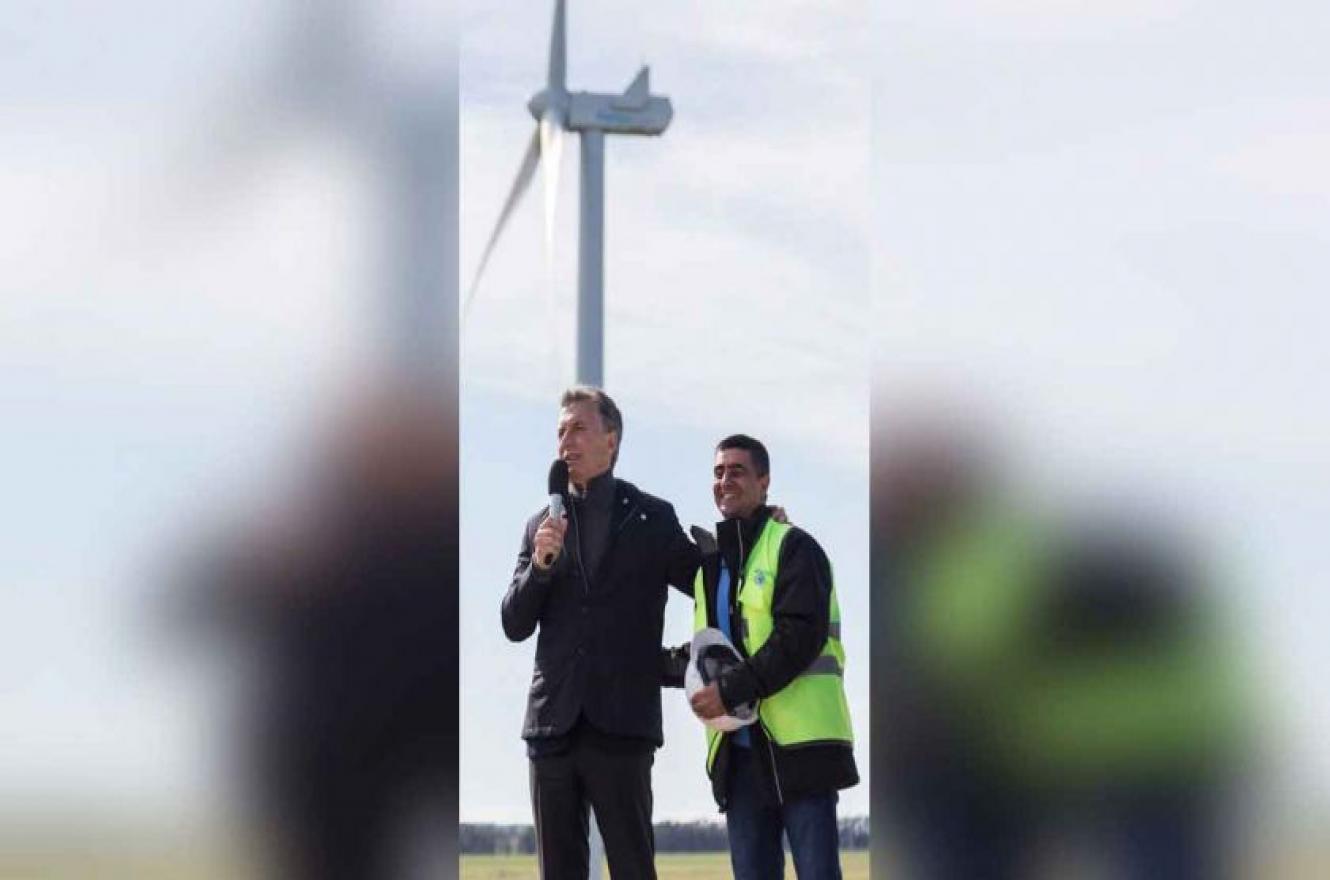 El Presidente, en la inauguración de las turbinas, en Chubut