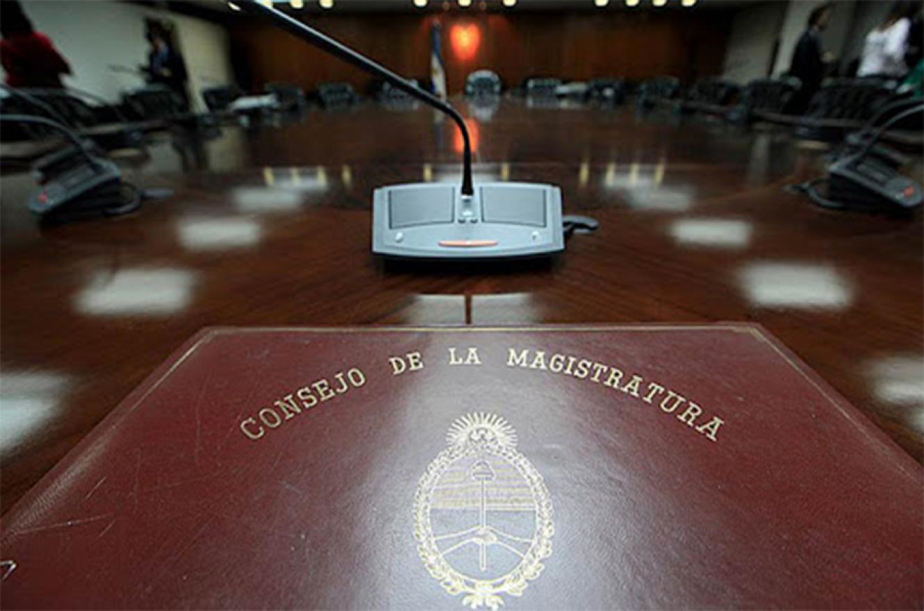 El Consejo de la Magistratura no puede permanecer impasible frente a las reiteradas “visita” de jueces a la Casa Rosada y a la Quinta Presidencial de Olivos durante la gestión de Mauricio Macri.
