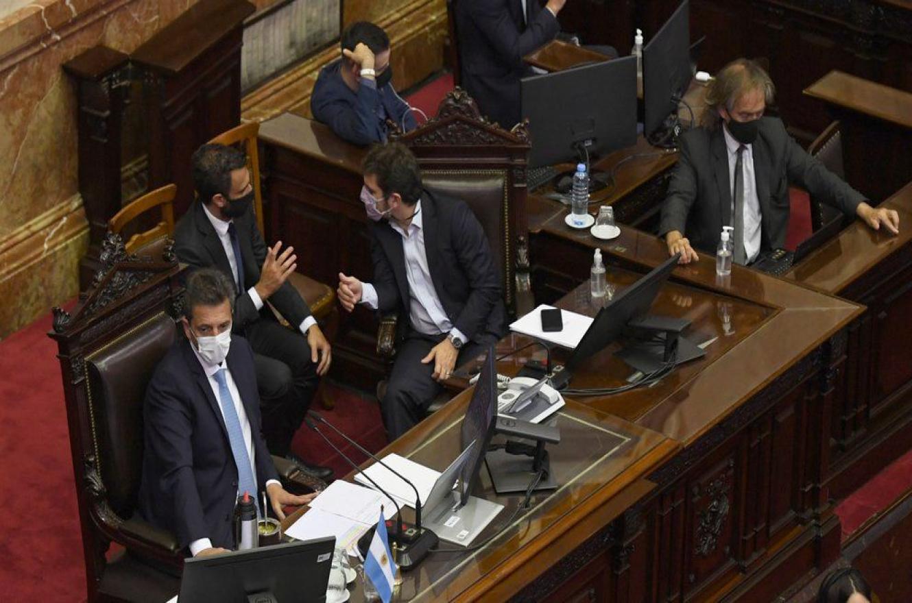 Massa sesión por Ganancias