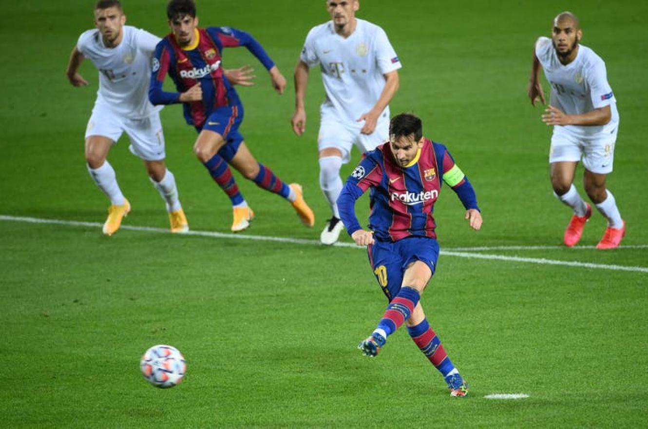 Messi abrió el marcador para la goleada del Barcelona en su debut por la Champions