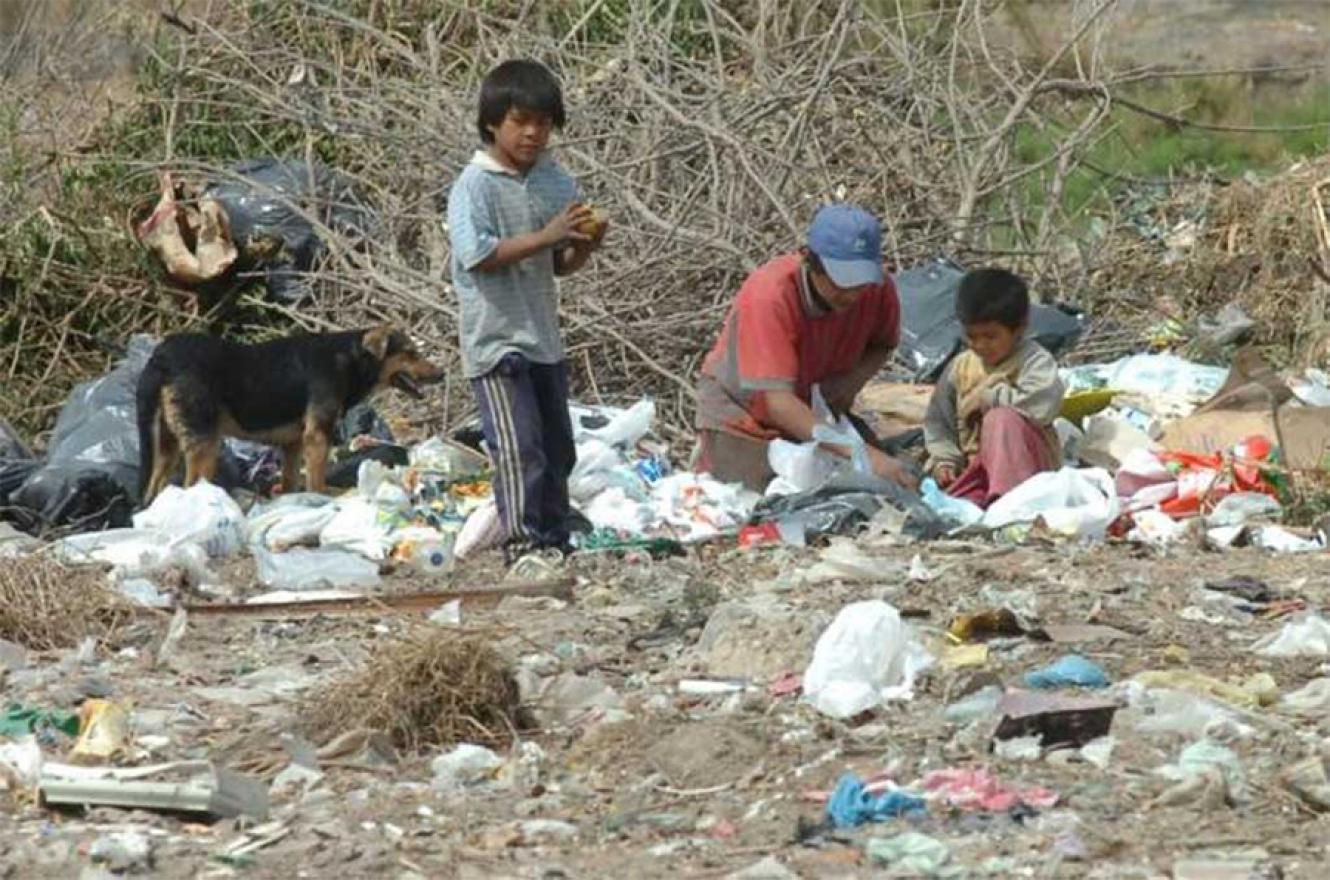 El estudio de la UCA reveló que el 62,9 por ciento de los niños y adolescentes vive en situación de pobreza y el 16,2 por ciento se encuentra en la indigencia en nuestro país.