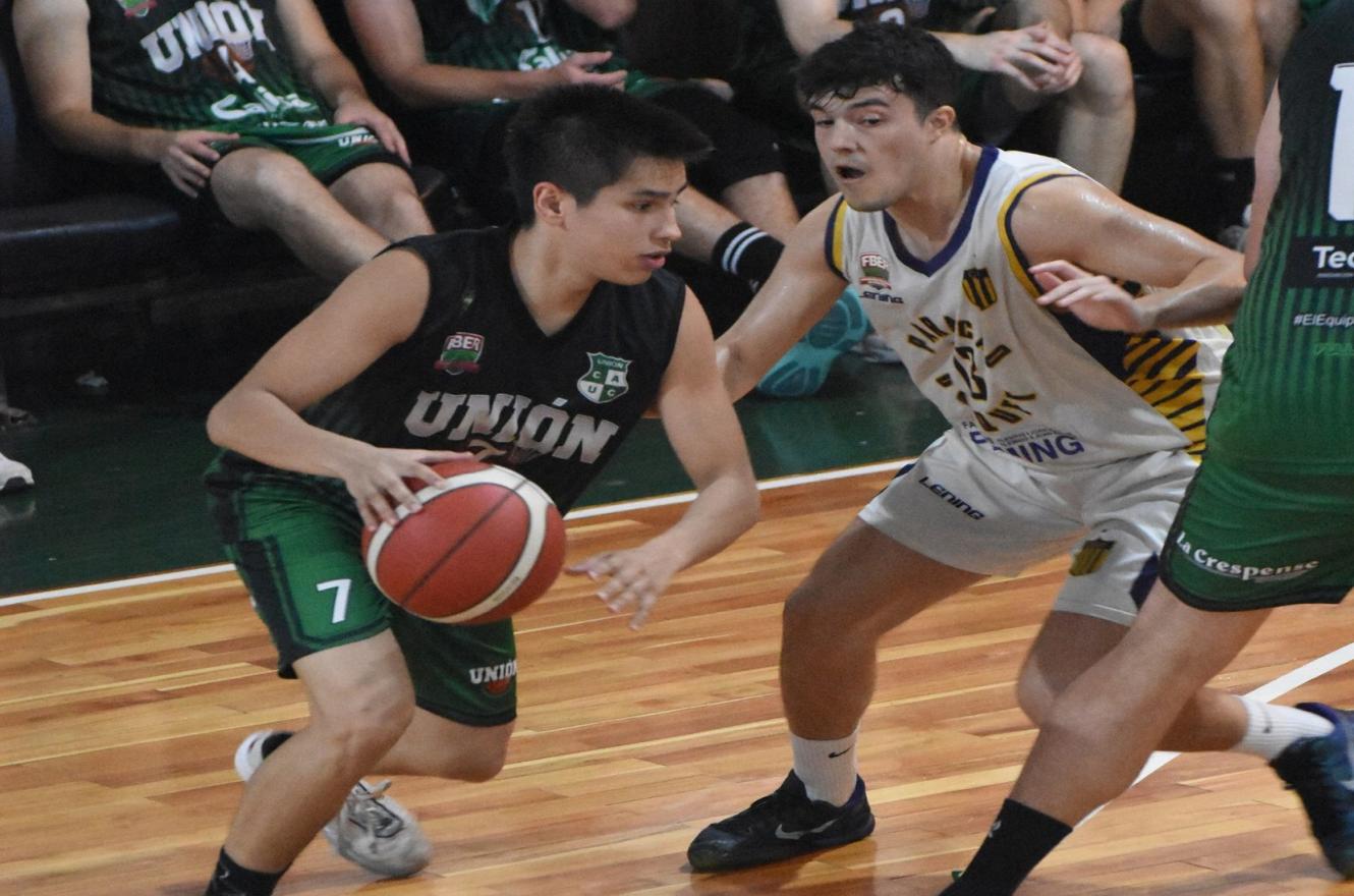 Paracao venció a Unión de Crespo y equilibró la semifinal de la APB