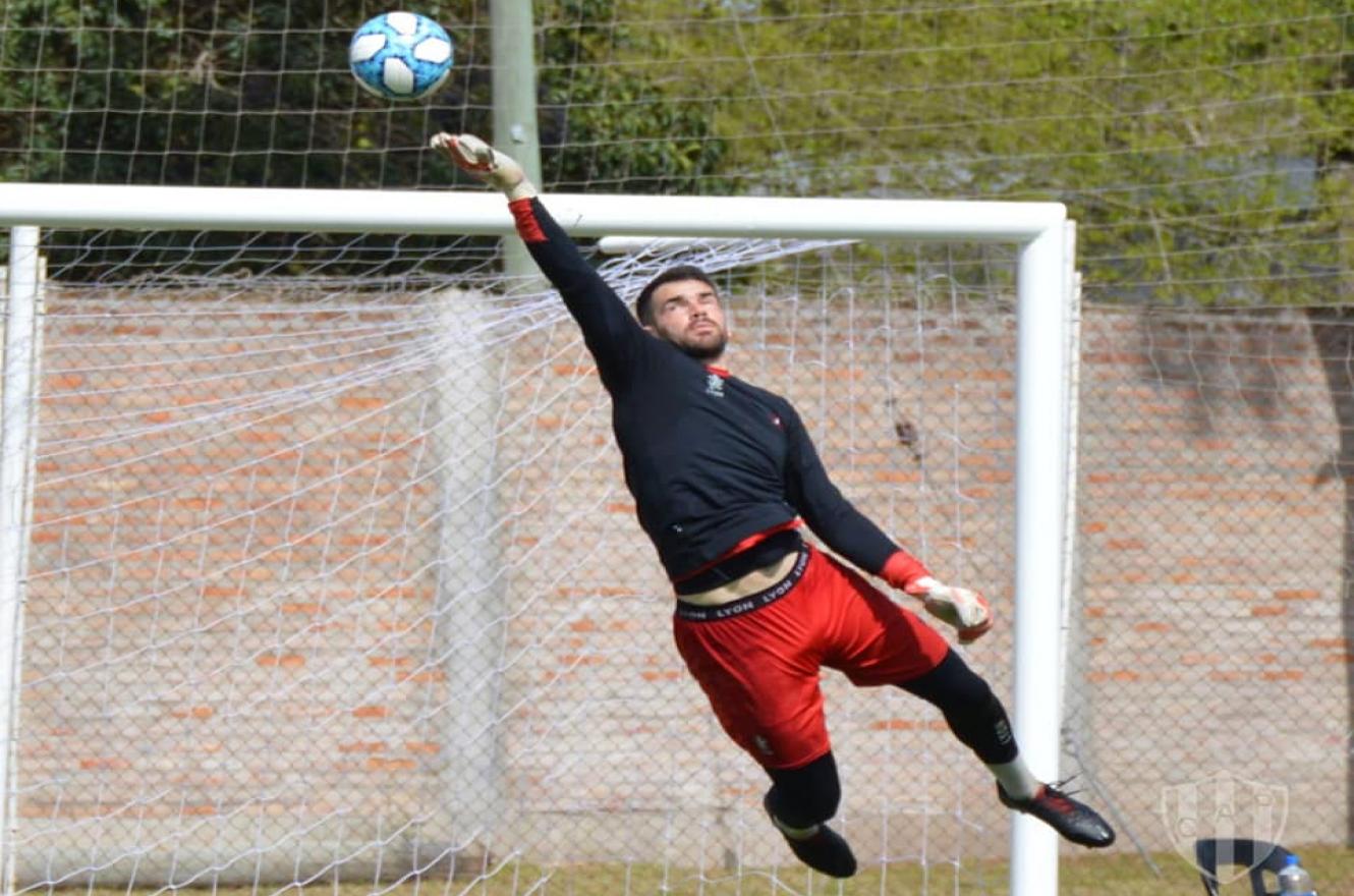 Dos jugadores entrenaron diferenciado en una nueva práctica de Patronato