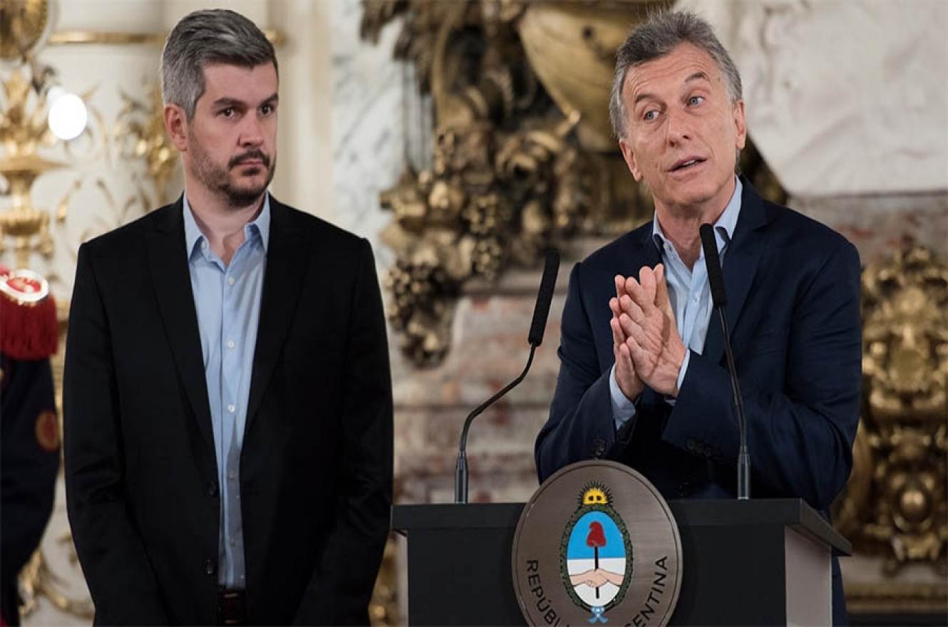 Marcos Peña y Mauricio Macri. La actual administración reclama los videos originales de Presidencia de la Nación por constituir parte del patrimonio histórico del país.