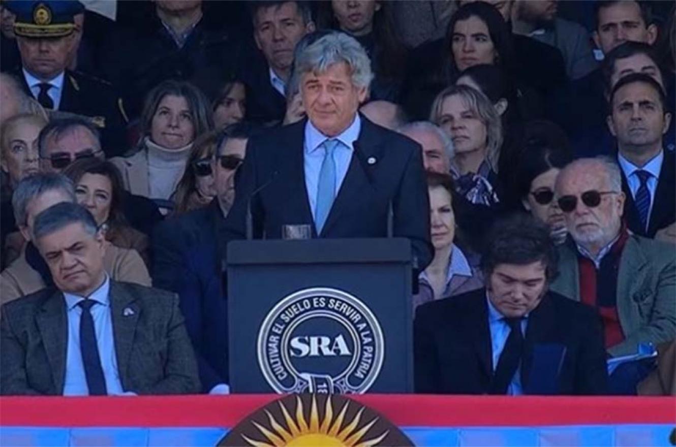 El presidente de la Sociedad Rural Argentina, Nicolás Pino, reclamó el fin de las retenciones y del cepo cambiario.
