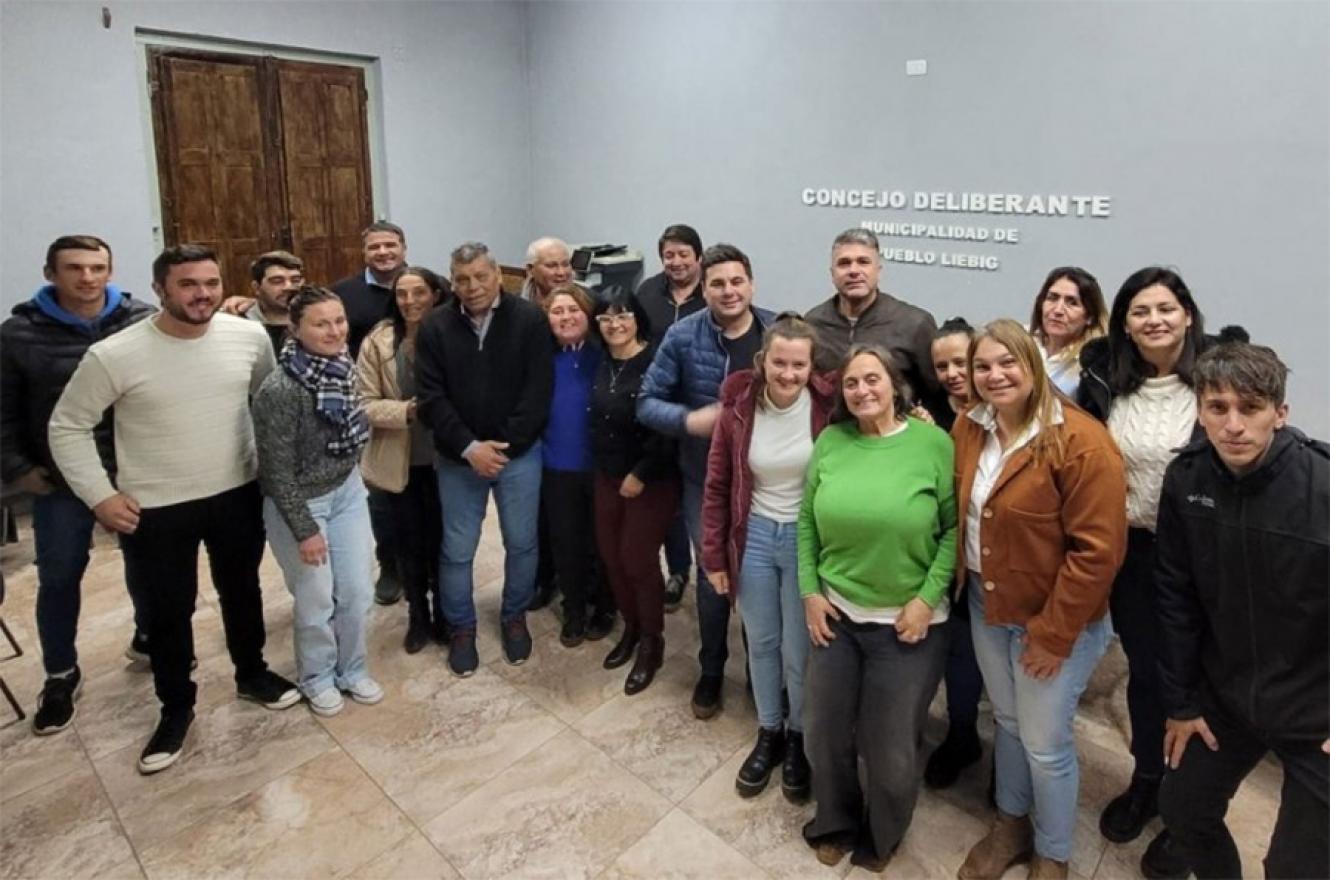 Los funcionarios del PJ se reunieron en el HCD de la Municipalidad de Liebig, donde expresaron sus dudas sobre una planta de combustible a instalarse sobre el río Uruguay y rechazar la designación de un juez concordiense en Colón.