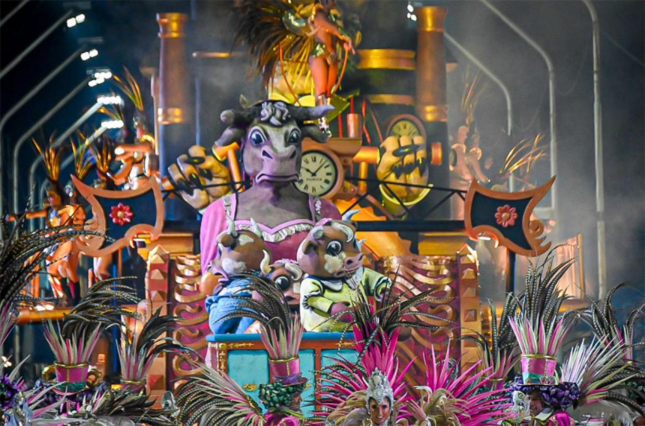 Más de 23 mil personas disfrutaron del Carnaval del País en el Corsódromo “José Luis Gestro” de Gualeguaychú, marcando la mejor tendencia del verano entrerriano y del litoral.