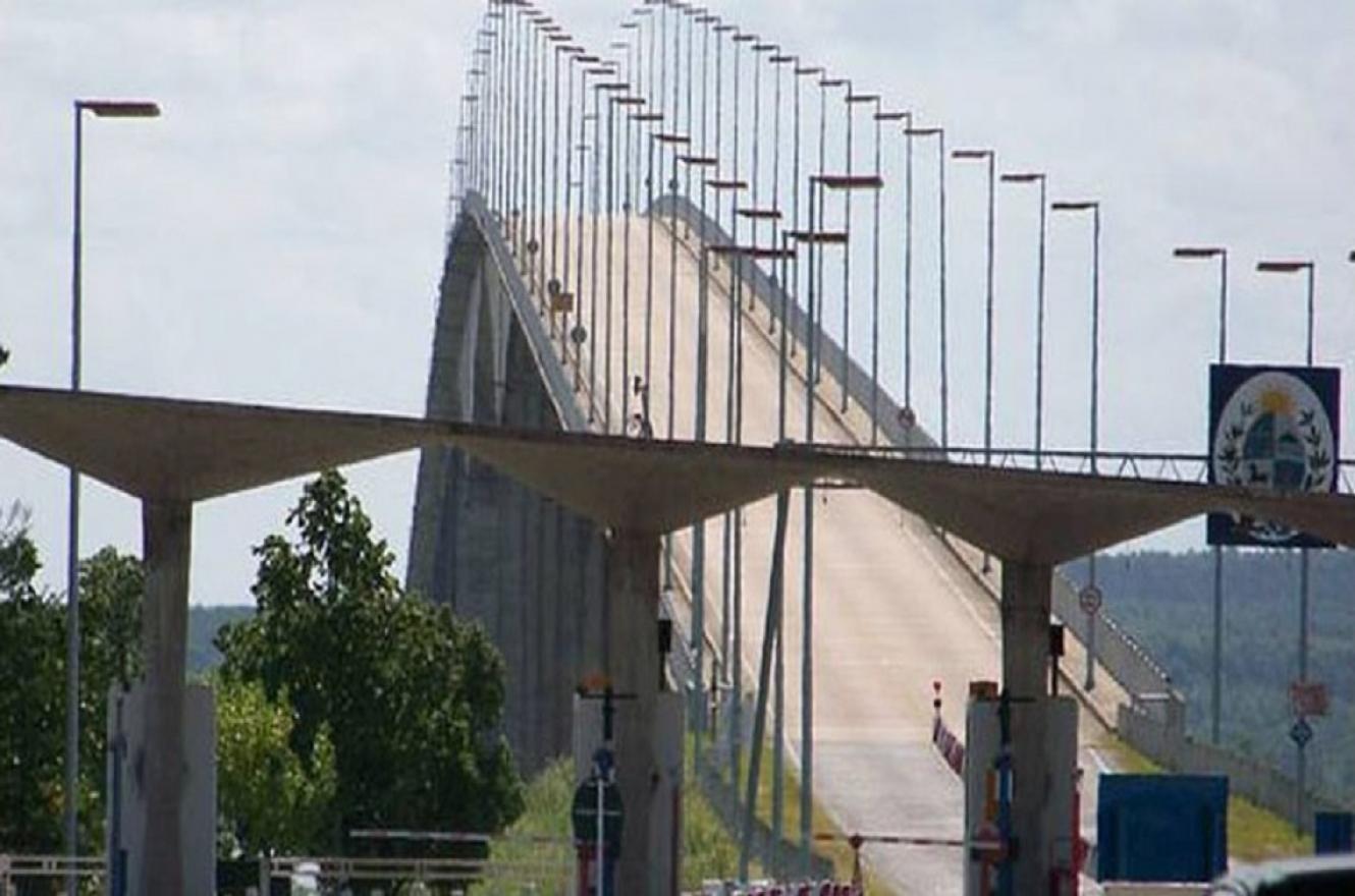 Puente General San Martín