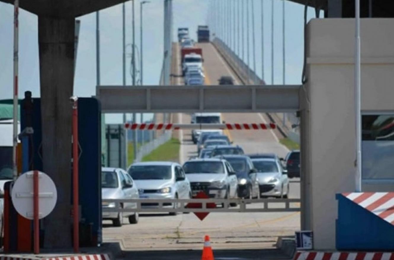 Analizan abrir las fronteras terrestres con Uruguay y Chile desde el 6 de septiembre