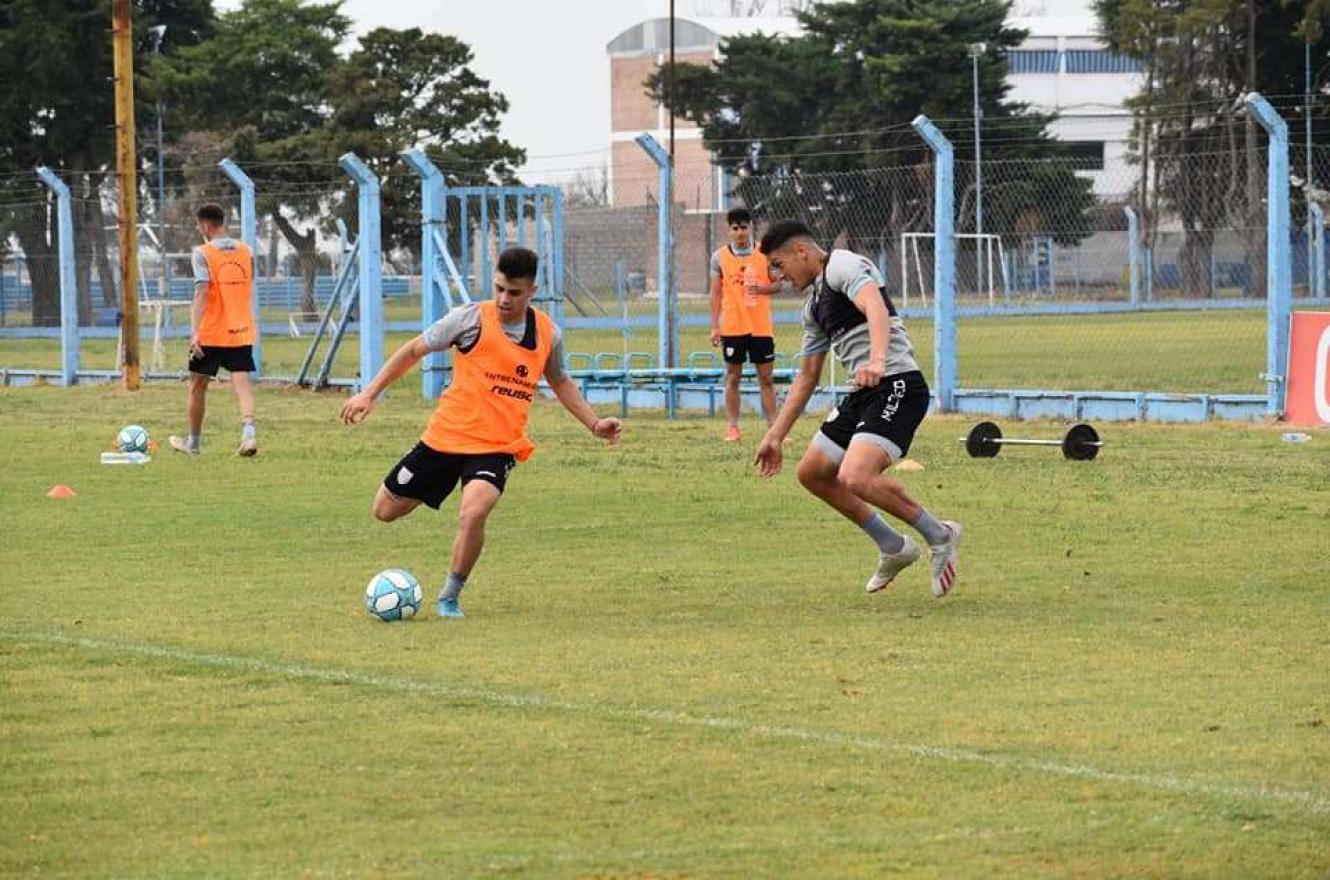 Atlético de Rafaela definió sus equipos para los amistosos con Patronato
