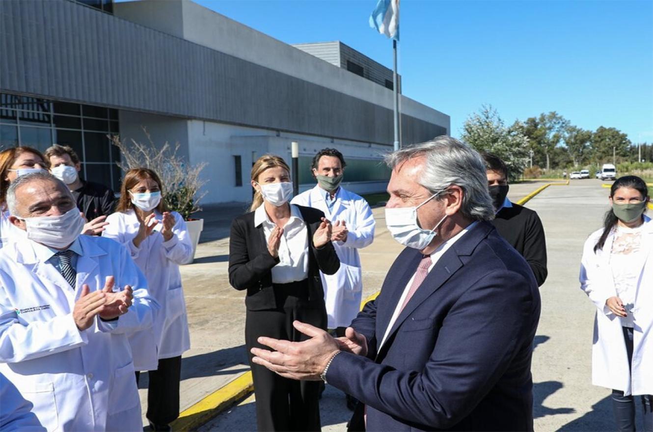 Imagen de archivo: Alberto Fernández reiteró su “gratitud” a quienes se desempeñan en el sistema de salud