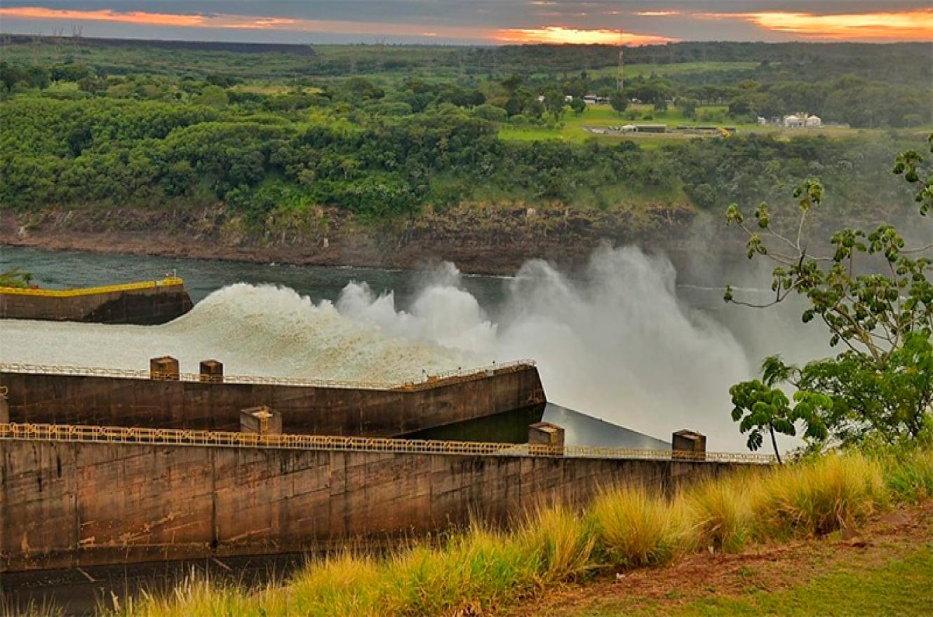 represa_itaipu_04