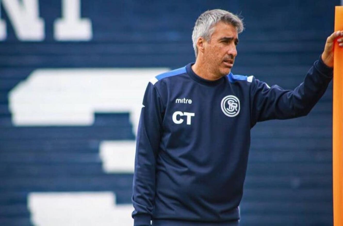 Gabriel Gómez aceptó la propuesta para ser el nuevo director técnico de Patronato | Análisis