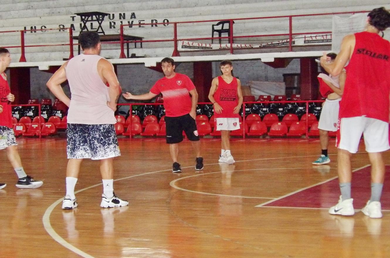 Básquetbol: Rocamora prepara su última gira con mucho optimismo