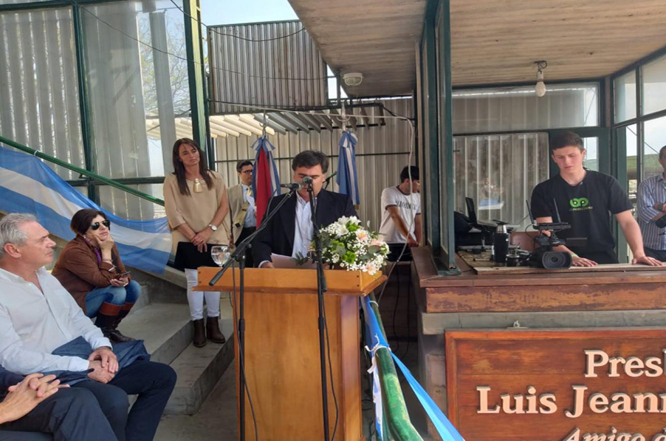 El presidente de la Sociedad Rural de Gualeguaychú, José Ignacio Colombatto, criticó al gobierno provincial y municipal e indirectamente llamó a apoyar al gobierno nacional.