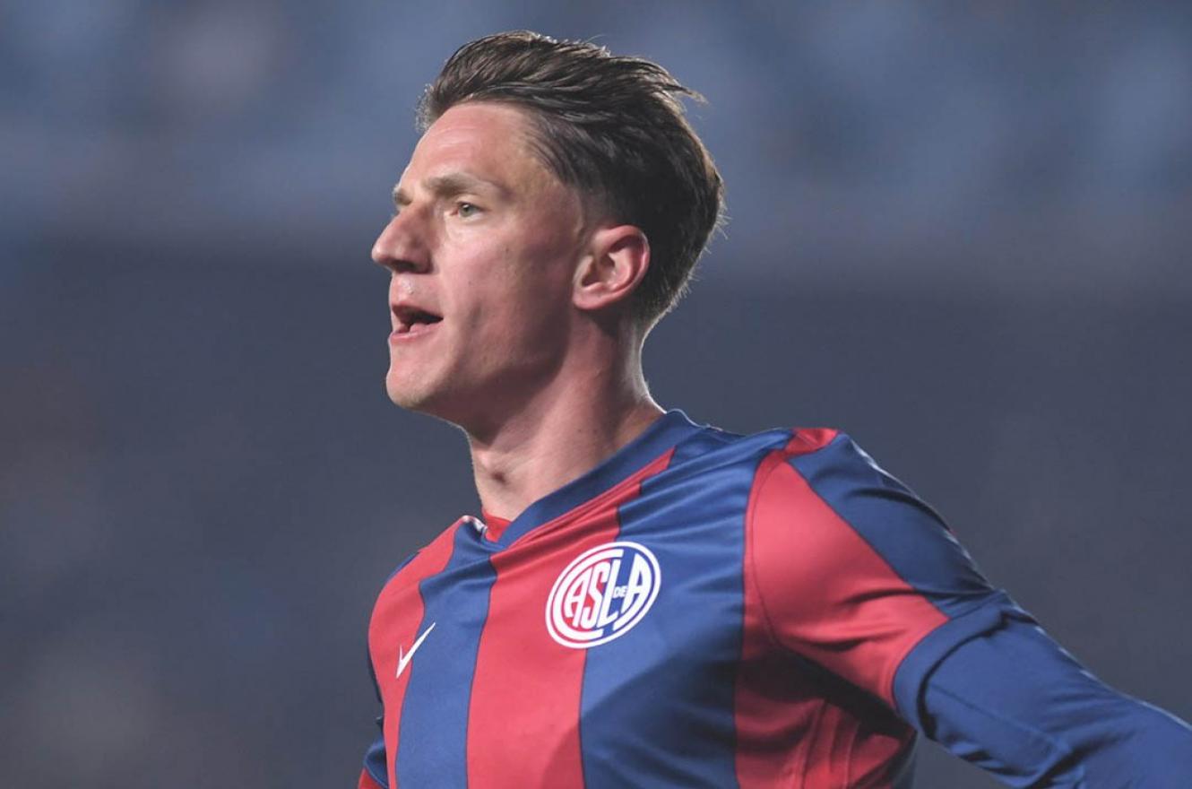 Fútbol: San Lorenzo le ganó a Racing y le impidió acercarse a la cima