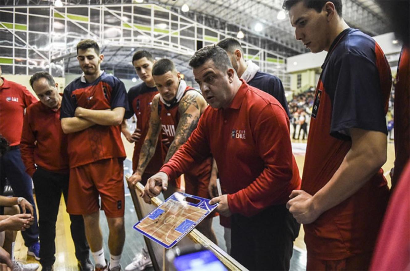 Cristian Santander expuso para la Mesa de Desarrollo del Básquet Femenino de la FBER