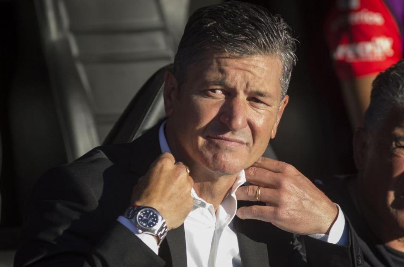 A 10 días de su salida de Patronato, Sciacqua está a un paso de dirigir Godoy Cruz