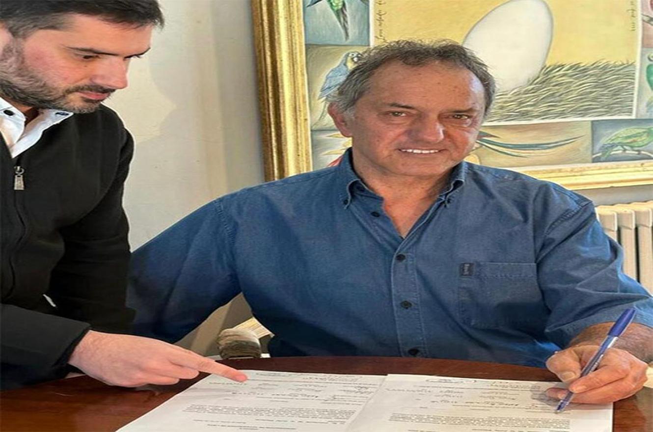 Scioli competirá en las PASO de Unión por la Patria en representación de la corriente interna “Unidos Triunfaremos”.