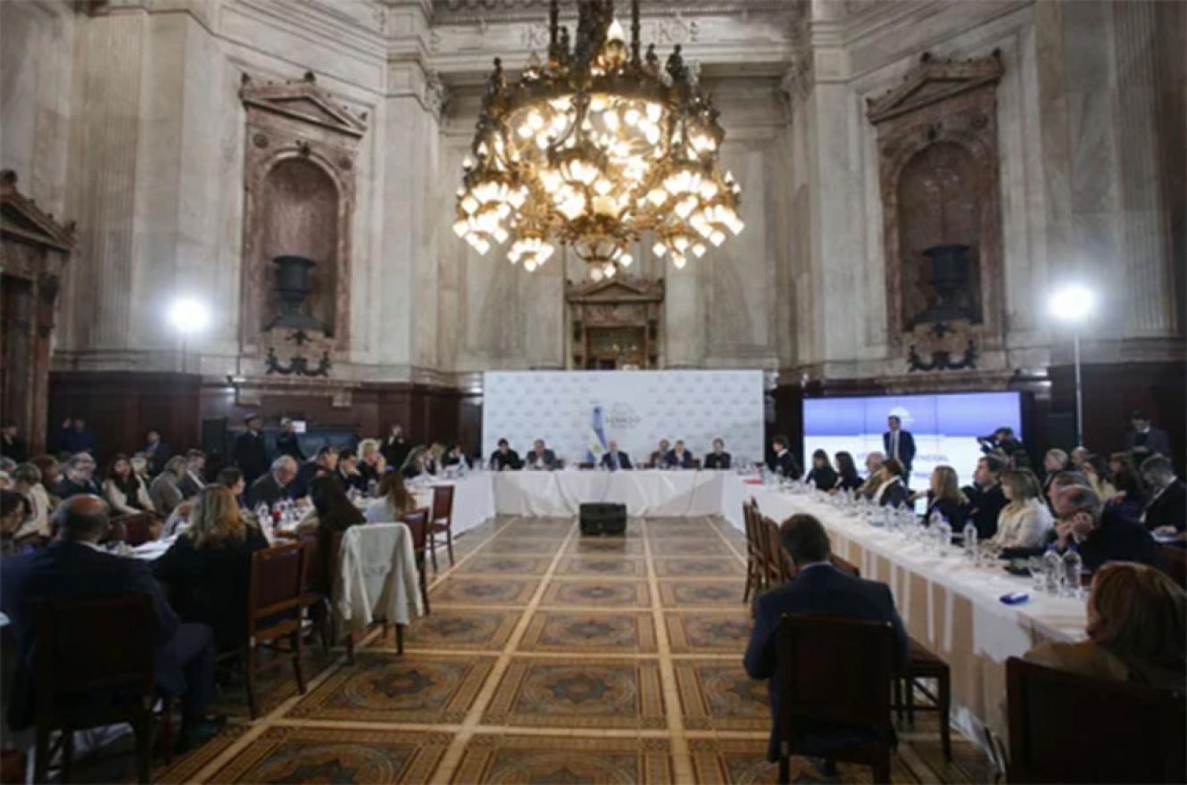 El Gobierno nacional accedió a ceder en más de 40 modificaciones que fueron motorizadas por los bloques dialoguistas nacionales y bloques pertenecientes a partidos provinciales.