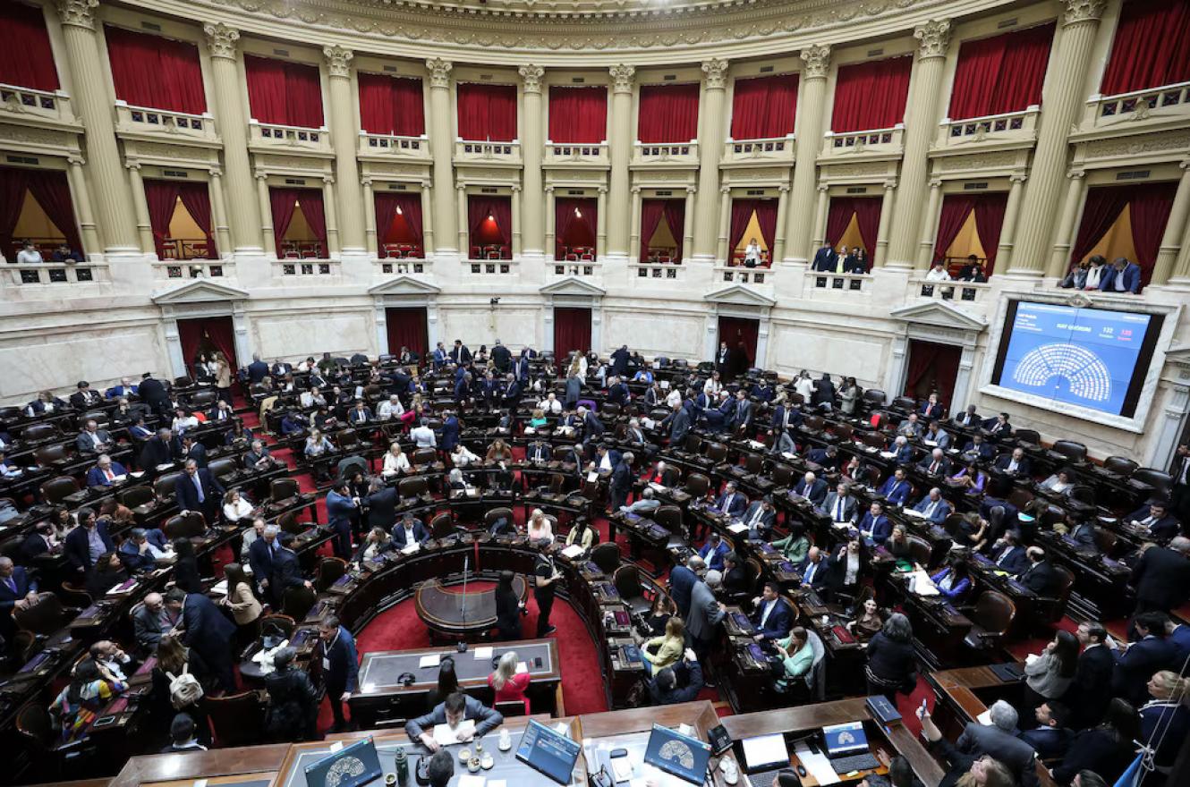 El Gobierno ya se reunió con la oposición para tratar de llegar a consensos.