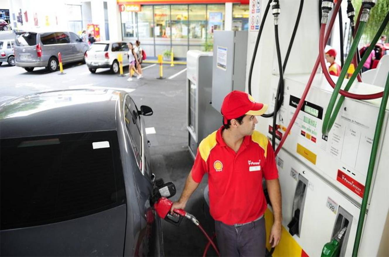 El esquema de incremento dispuesto por YPF fue replicado por Raizen, según fuentes del sector.