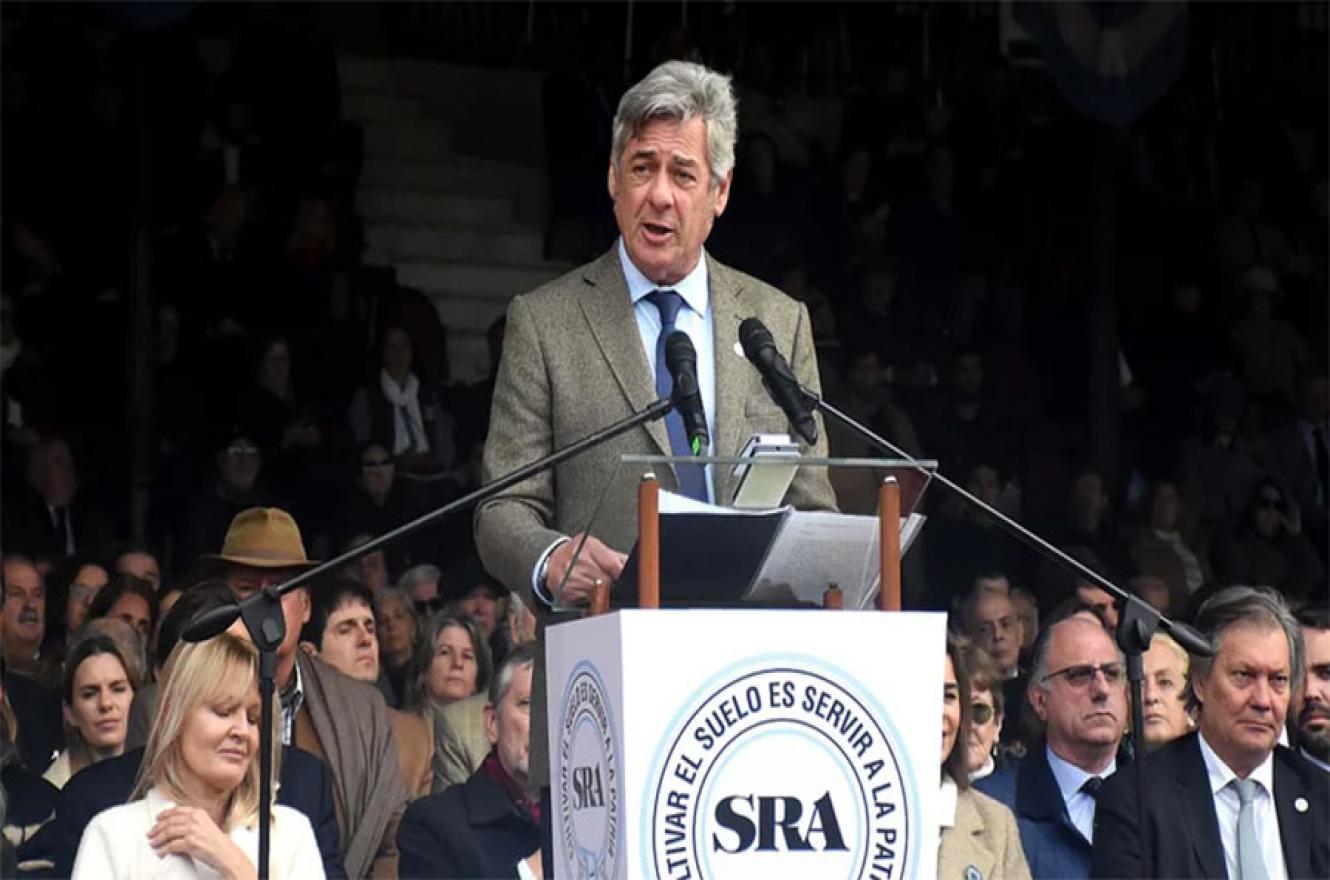 El presidente de la Sociedad Rural Argentina, Nicolás Pino, criticó con dureza la política económica oficial y consideró negativamente la actual política hacia el sector.