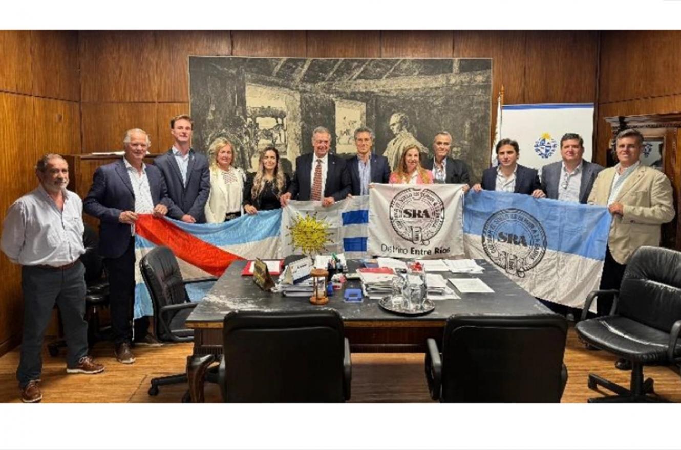 La SRA, distrito Entre Ríos, se reunió con el ministro de Agricultura del Uruguay y destacados referentes rurales del vecino país.