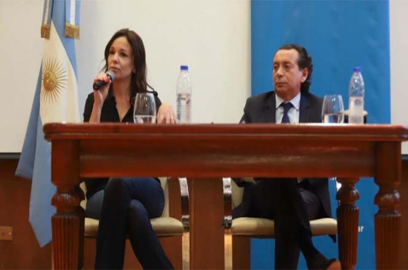 Ministros Carolina Stanley y Dante Sica 