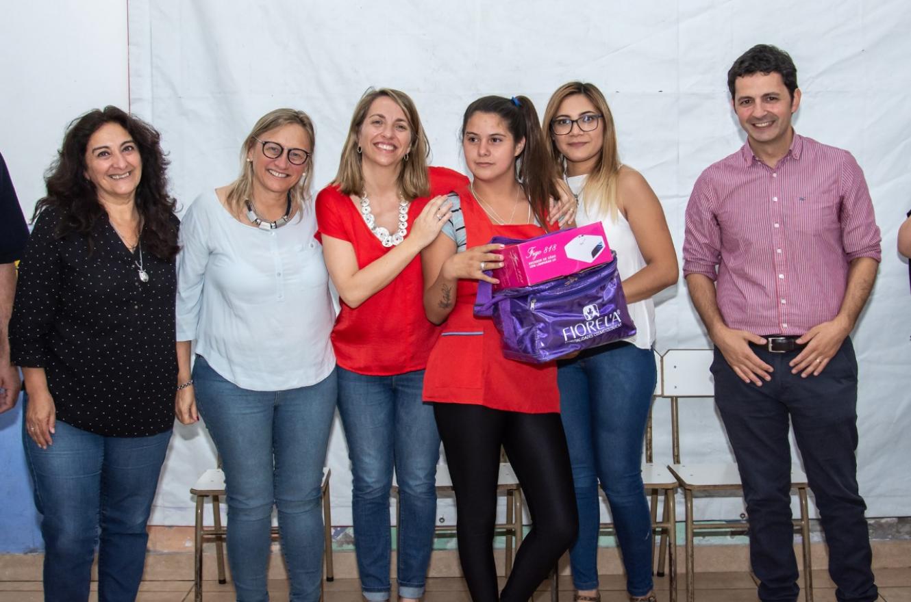 Stratta entregó herramientas