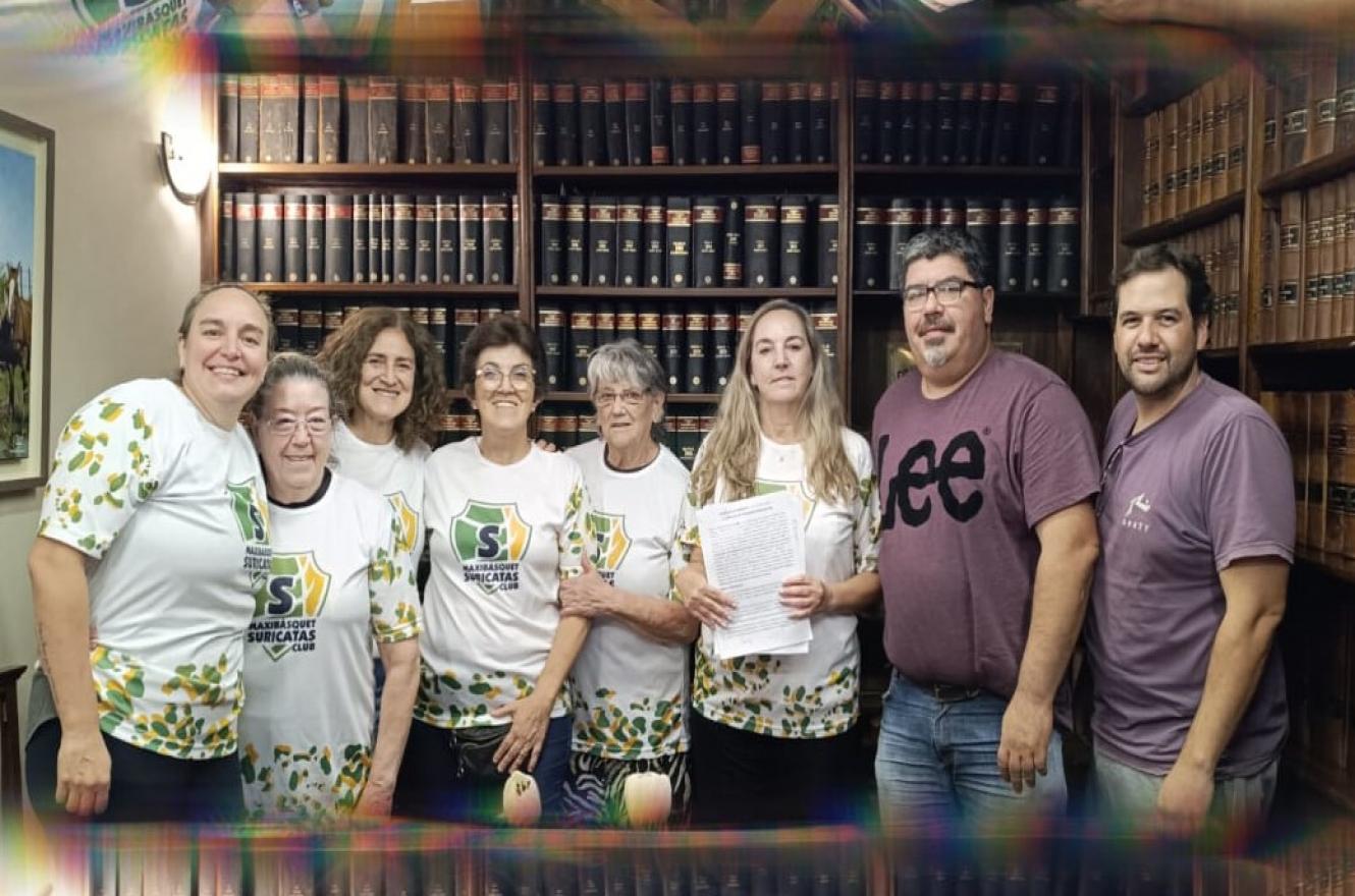 Suricatas y Alumni firmaron un convenio y compartirá el piso deportivo