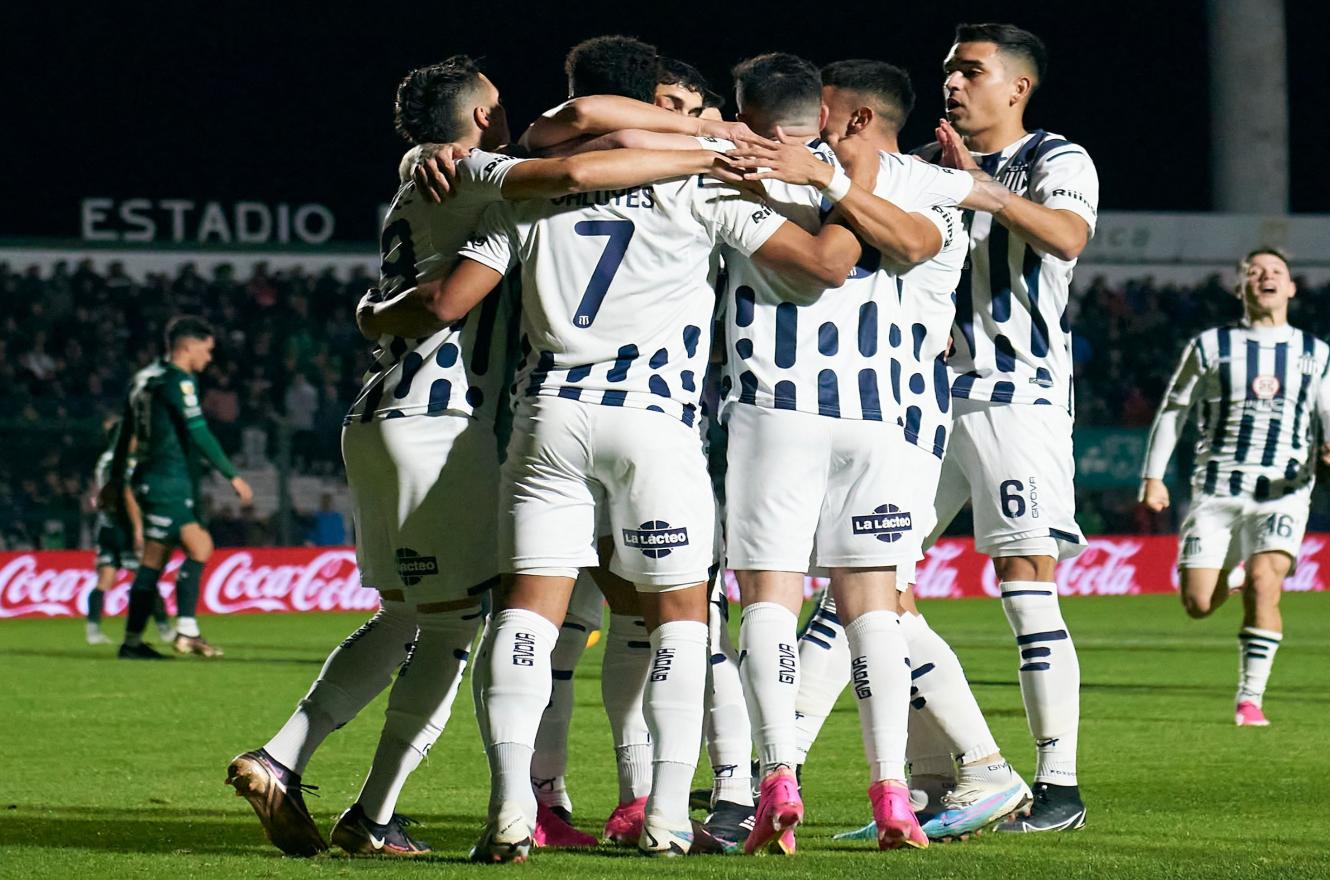 Talleres ganó en Junín y estiró la definición de la Liga Profesional de Fútbol