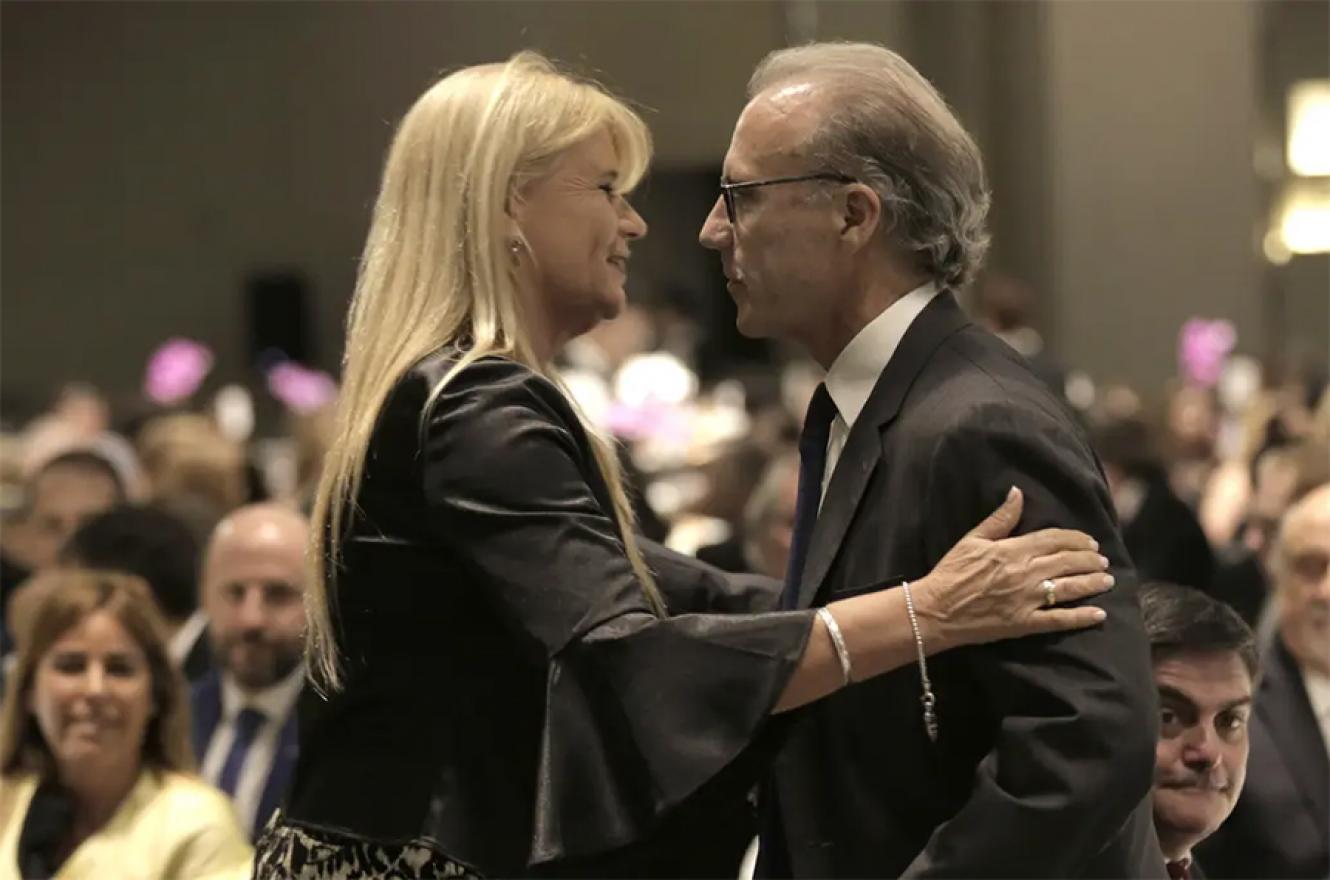 Imagen de archivo de Marcela Losardo y Carlos Rosenkrantz.