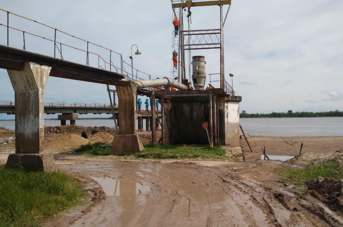 Toma de agua Paraná