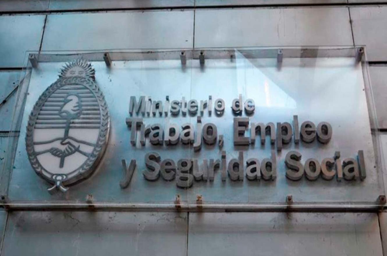 Paritaria estatal nacional: gremios y gobierno acordaron un aumento del 25% anual