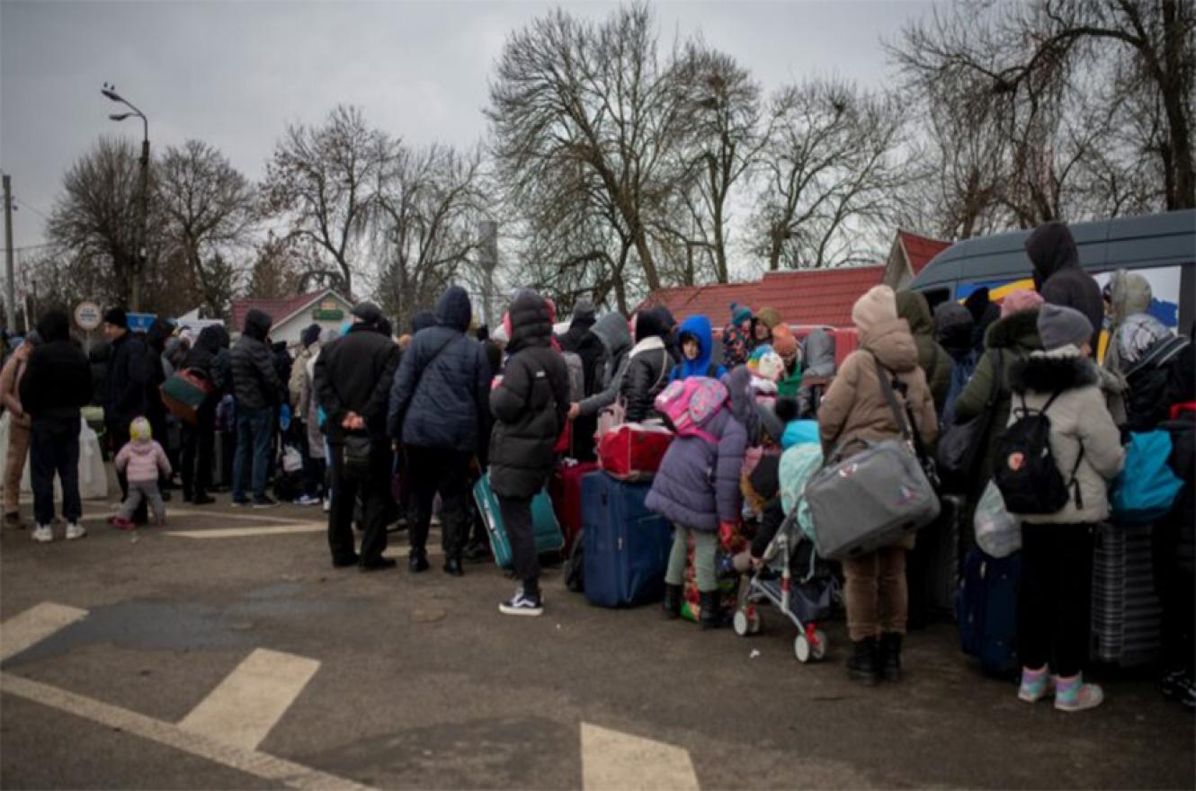 Para la evacuación se habilitará un corredor humanitario dese Mariupol hasta Zaporiyia, a unas tres horas de viaje de la ciudad portuaria.