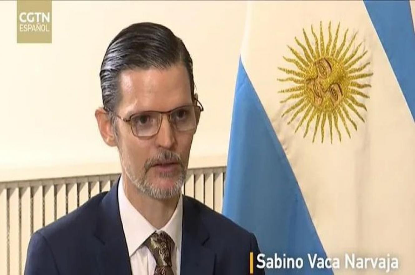 embajador en China, Sabino Vaca Narvaja