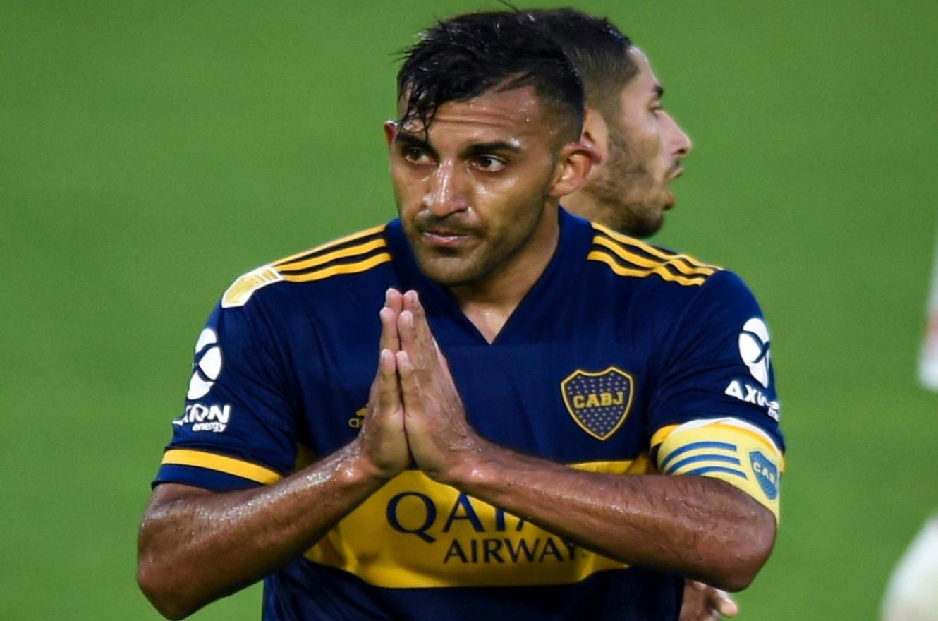 A la espera de ser transferido, Ábila explotó contra el Consejo de fútbol de Boca 