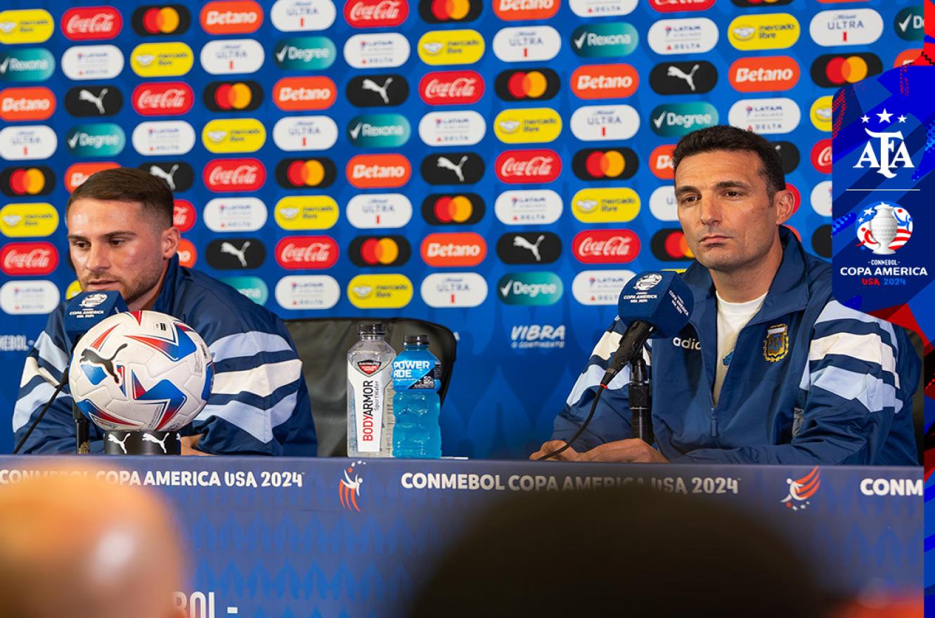 Scaloni y Mac Allister