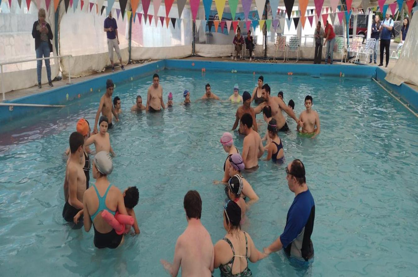 Echagüe llevó a adelante el encuentro "Chapuzón con Amigos"